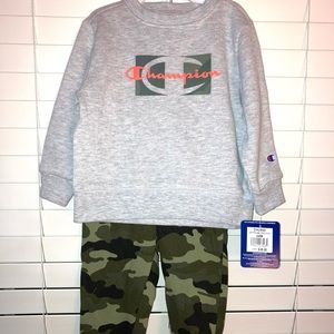 Boys 2-pc Champion Camo Outfit, 24 Months